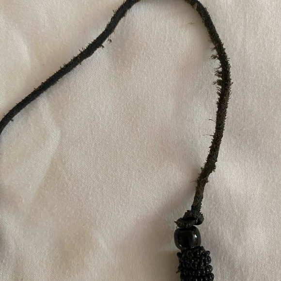 African beaded black and white necklace - Picture 10 of 12